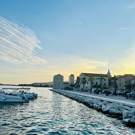 Apartment Marvis Stone House Kastela