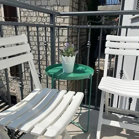 Marvis Stone House *