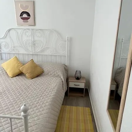 Marvis Stone House Apartment *